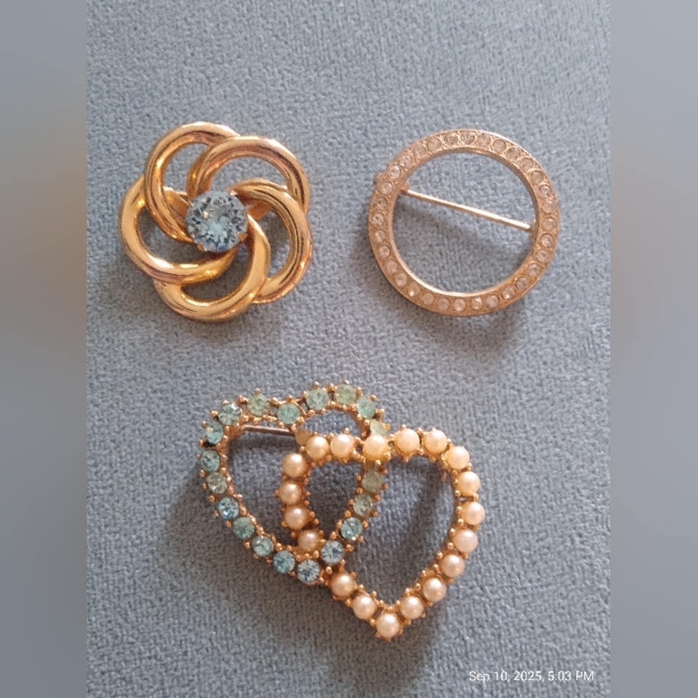 Brooch Trio Set